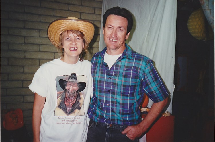 toothless mike laurel